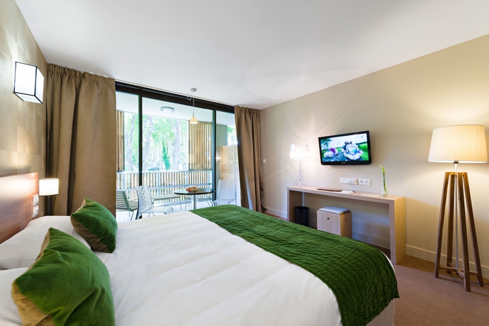 Imagen de la habitación del Hotel Moulin De Vernègues and Spa. Foto 12