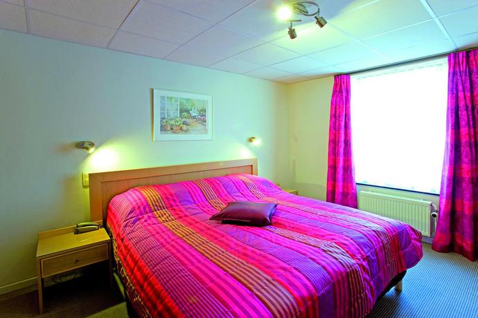 Imagen de la habitación del Hotel Moulin Dedaverdisse, The Originals Relais (relais Du Silence). Foto 4