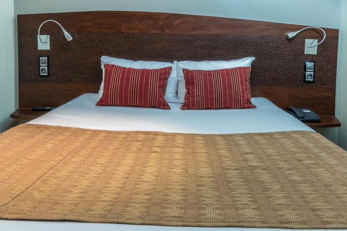 Imagen de la habitación del Hotel Moulin Plaza. Foto 11