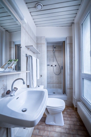 Imagen de la habitación del Hotel Moulin Vert. Foto 3