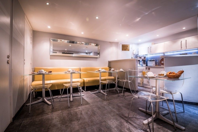 Imagen del bar/restaurante del Hotel Moulin Vert. Foto 2