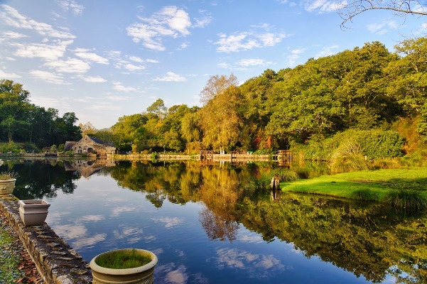 Imagen de los exteriores del Hotel Moulins Du Duc. Foto 6