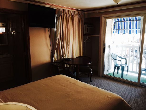 Imagen de la habitación del Hotel Moulton. Foto 5