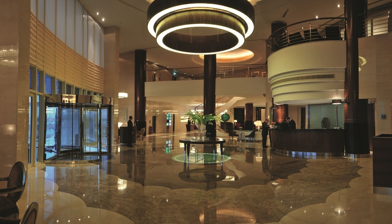 Imagen de los interiores del Hotel Mövenpick Al Khobar. Foto 5