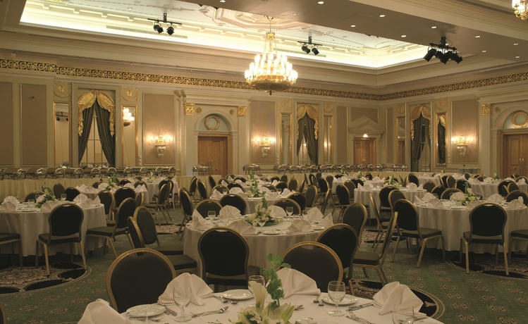 Imagen de los interiores del Hotel Mövenpick Al Khobar. Foto 11