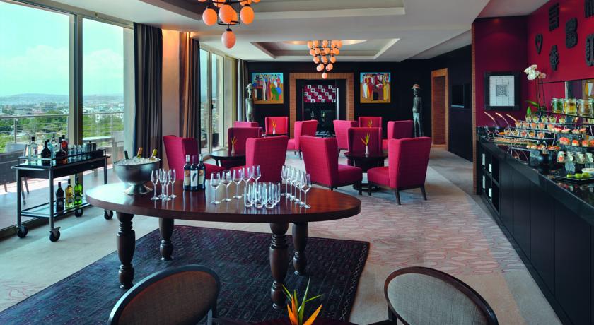 Imagen general del Hotel Mövenpick Ambassador Accra. Foto 9