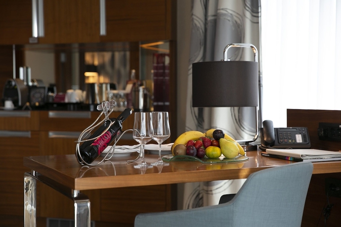 Imagen de la habitación del Hotel Mövenpick Ankara. Foto 9