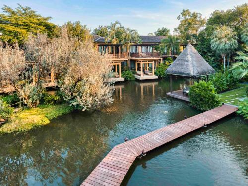 Imagen general del Hotel Mövenpick Asara Resort and Spa Hua Hin. Foto 3