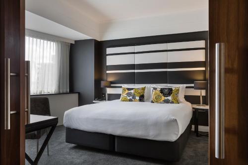 Imagen de la habitación del Hotel Mövenpick Auckland. Foto 10