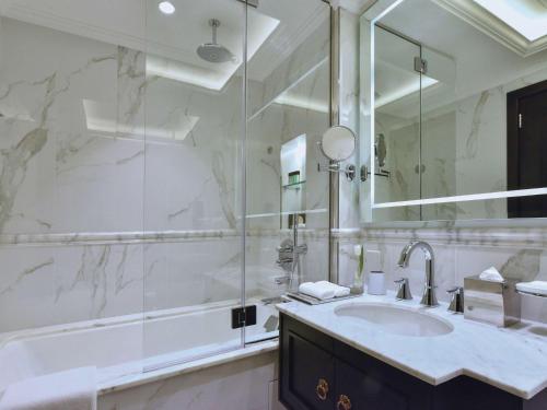 Imagen general del Hotel M&ouml;venpick Bahrain. Foto 5