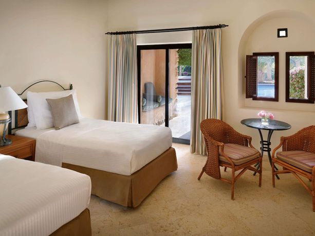 Imagen de la habitación del Hotel Mövenpick Dead Sea Jordan. Foto 4