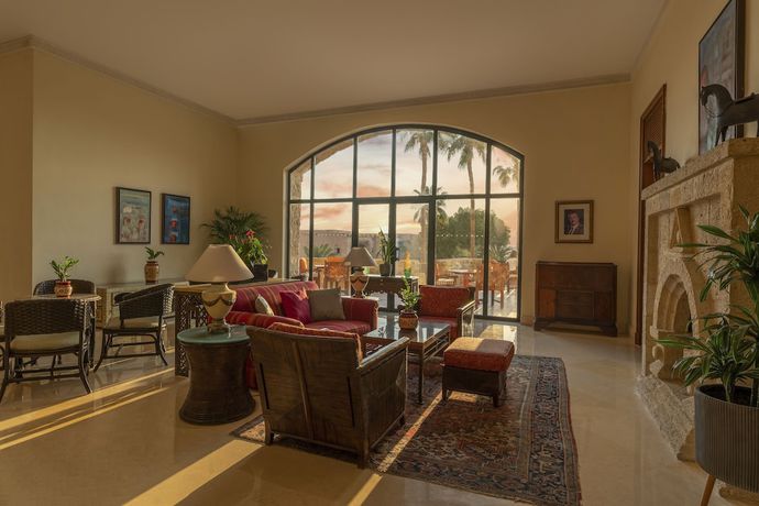Imagen de los interiores del Hotel Mövenpick Dead Sea Jordan. Foto 19