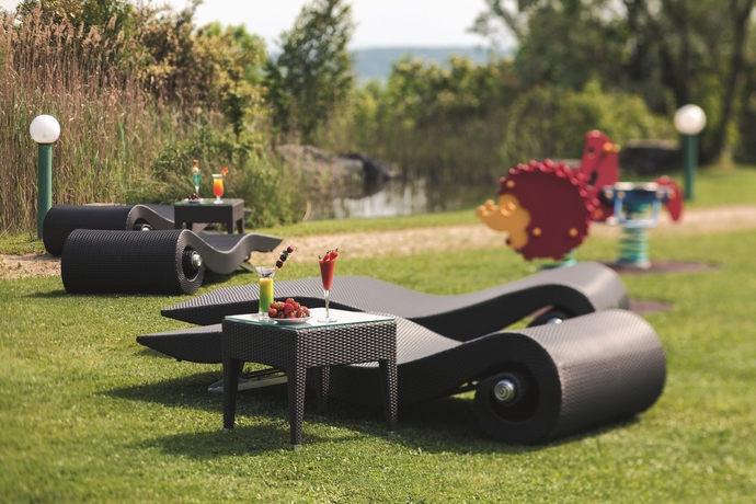 Imagen de los exteriores del Hotel Mövenpick Egerkingen. Foto 12