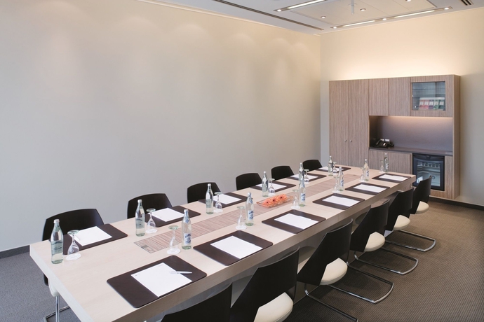 Imagen de los interiores del Hotel Mövenpick Frankfurt City. Foto 15