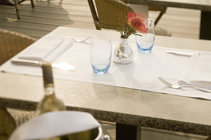 Imagen del bar/restaurante del Hotel Mövenpick - Hertogenbosch. Foto 7