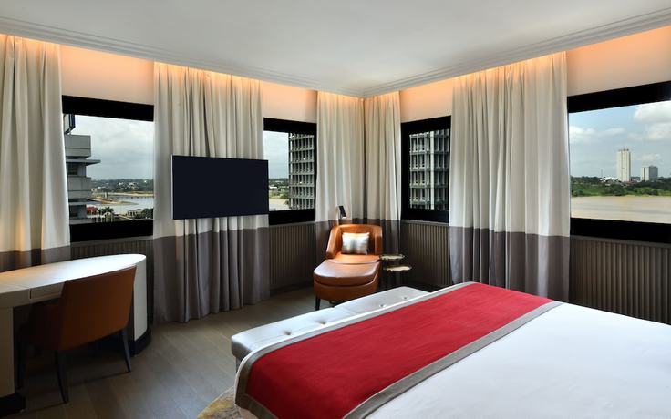 Imagen de la habitación del Hotel Mövenpick Hotel Abidjan. Foto 10