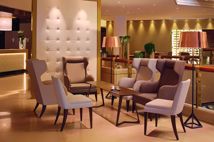 Imagen de los interiores del Hotel Mövenpick Hotel Geneva. Foto 8