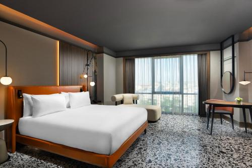 Imagen de la habitación del Hotel Mövenpick Hotel Istanbul Marmara Sea. Foto 8