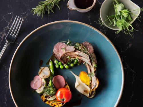 Imagen general del Hotel Mövenpick Hotel Wellington. Foto 5