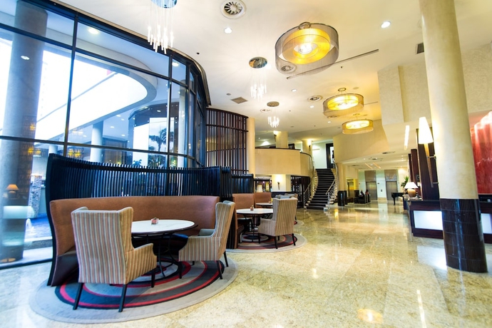 Imagen del bar/restaurante del Hotel Mövenpick Ikoyi Lagos. Foto 1