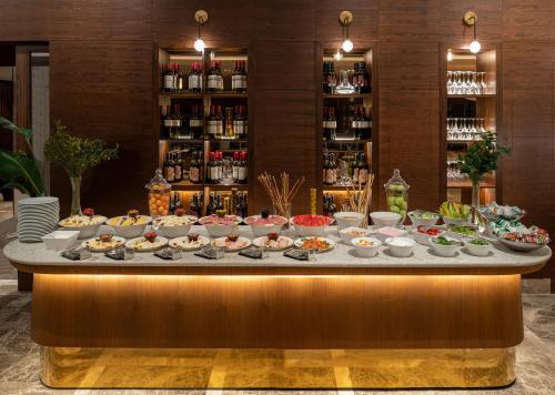 Imagen general del Hotel Mövenpick Istanbul Bosphorus. Foto 10