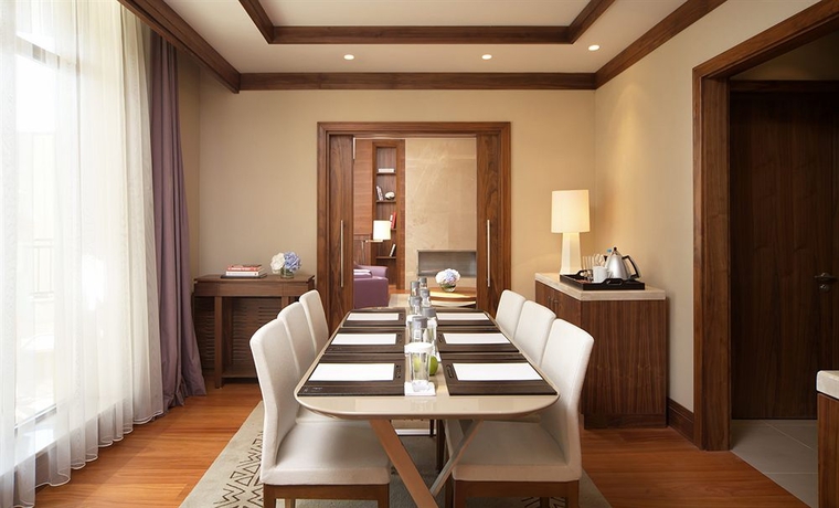 Imagen de la habitación del Hotel M&ouml;venpick Krasnaya Polyana. Foto 9