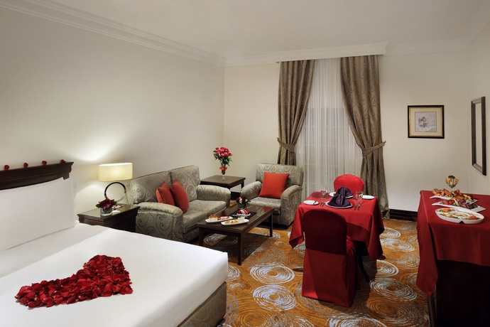 Imagen de los interiores del Hotel M&ouml;venpick Kuwait. Foto 16