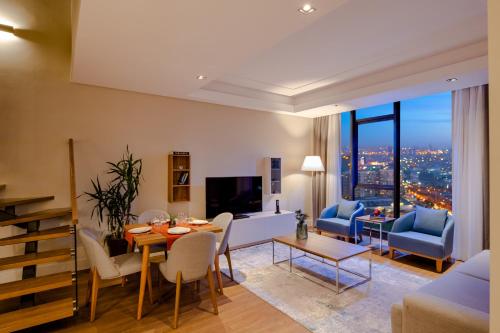 Imagen de la habitación del Hotel M&ouml;venpick Living Istanbul West. Foto 12