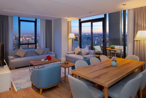Imagen de la habitación del Hotel M&ouml;venpick Living Istanbul West. Foto 15