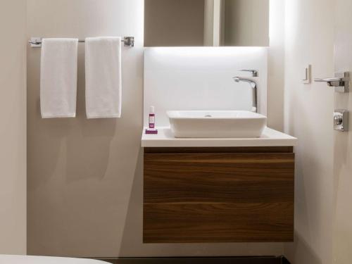 Imagen general del Hotel M&ouml;venpick Living Istanbul West. Foto 6