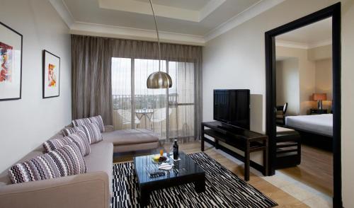 Imagen de la habitación del Hotel Mövenpick Mactan Island Cebu. Foto 10