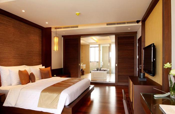 Imagen de la habitación del Hotel Mövenpick Phuket Bangtao. Foto 5
