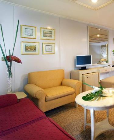 Imagen de la habitación del Hotel M&ouml;venpick Prince Abbas Lake Nasser Monday Four Nights Aswan Friday Three nights Abu-Simbel. Foto 16