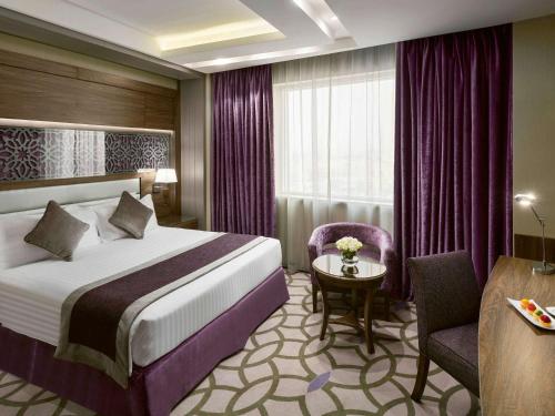 Imagen de la habitación del Hotel M&ouml;venpick Qassim. Foto 11