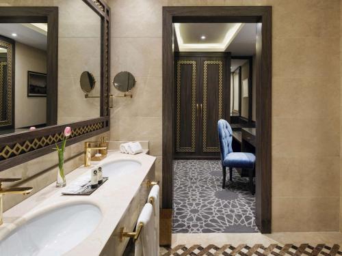 Imagen general del Hotel M&ouml;venpick Qassim. Foto 5