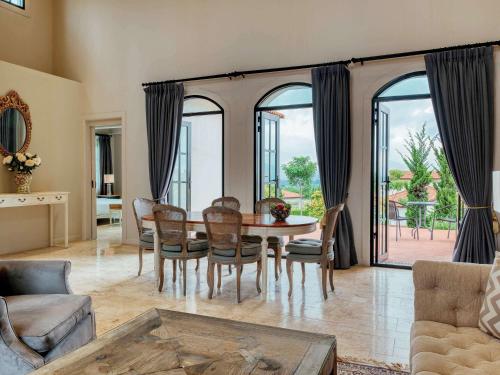Imagen de la habitación del Hotel M&ouml;venpick Resort Khao Yai. Foto 11
