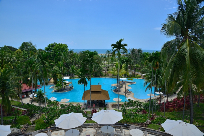 Imagen de la piscina del Hotel M&ouml;venpick Resort & Spa Bintan Lagoon. Foto 16
