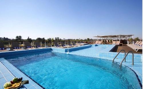 Imagen general del Hotel M&ouml;venpick Royal Lily Nile Cruise, Every Monday Four Nights From Luxor, Every Friday Three Nights Fro. Foto 4