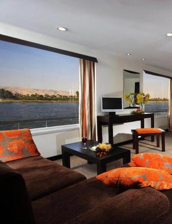 Imagen general del Hotel M&ouml;venpick Royal Lily Nile Cruise, Every Monday Four Nights From Luxor, Every Friday Three Nights Fro. Foto 5