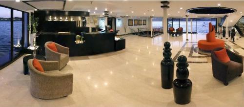 Imagen general del Hotel M&ouml;venpick Royal Lily Nile Cruise, Every Monday Four Nights From Luxor, Every Friday Three Nights Fro. Foto 9