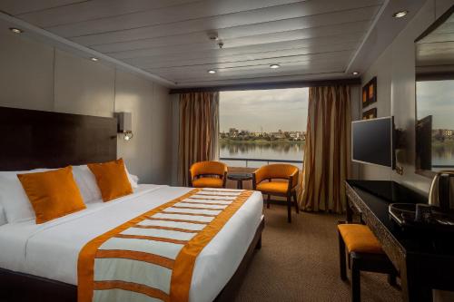 Imagen general del Hotel M&ouml;venpick Royal Lily Nile Cruise, Every Monday Four Nights From Luxor, Every Friday Three Nights Fro. Foto 15