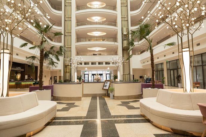 Imagen de los interiores del Hotel Mövenpick Samarkand. Foto 19