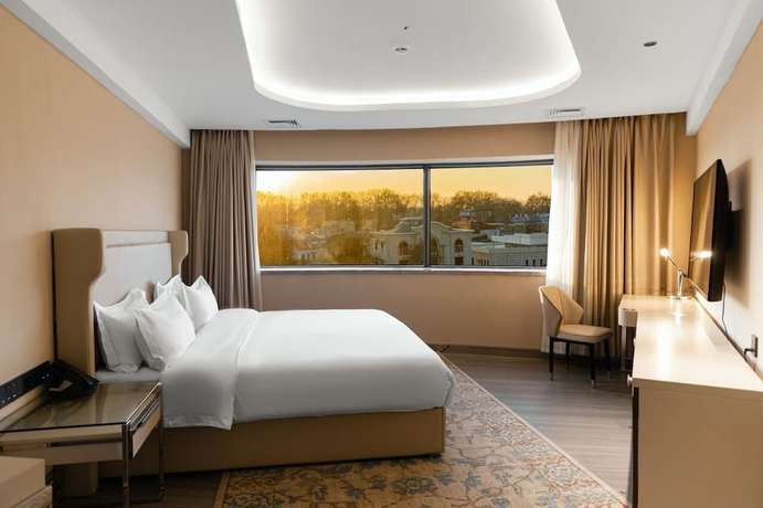 Imagen de la habitación del Hotel Mövenpick Samarkand. Foto 16