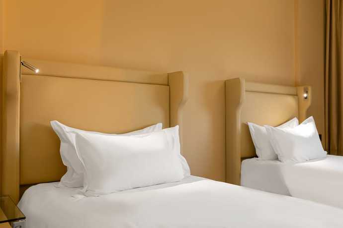 Imagen de la habitación del Hotel Mövenpick Samarkand. Foto 18