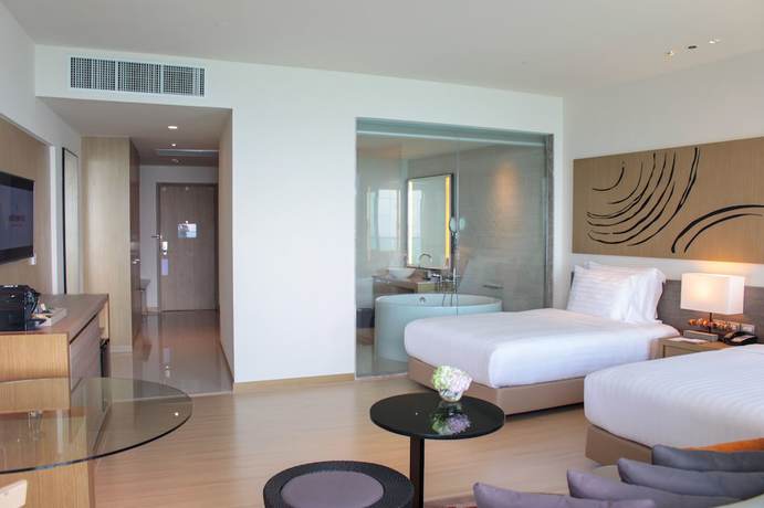 Imagen de la habitación del Hotel Mövenpick Siam Na Jomtien Pattaya. Foto 7