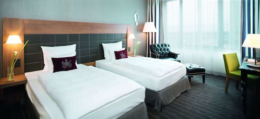 Imagen de la habitación del Hotel Mövenpick Stuttgart Airport. Foto 13