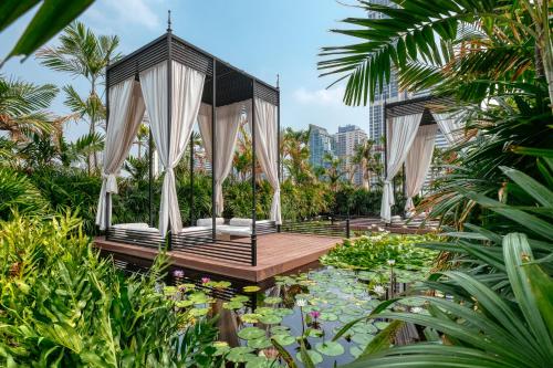 Imagen general del Hotel Mövenpick Sukhumvit 15 Bangkok. Foto 1