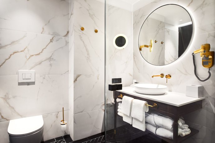 Imagen de la habitación del Hotel Mövenpick Tallinn. Foto 17