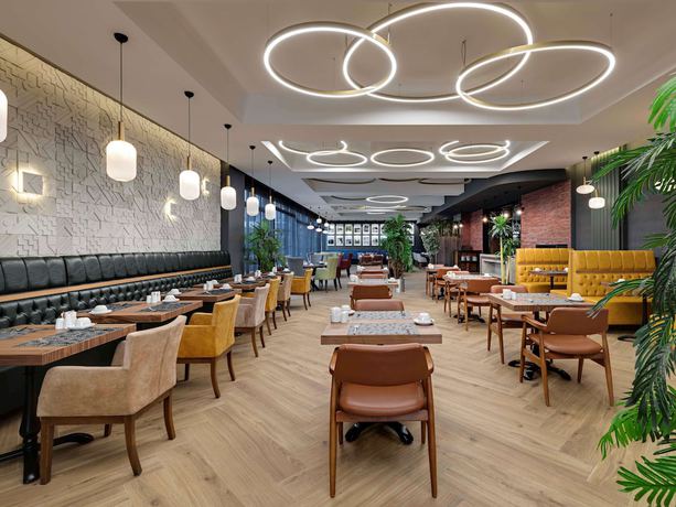 Imagen del bar/restaurante del Hotel M&ouml;venpick Trabzon. Foto 2