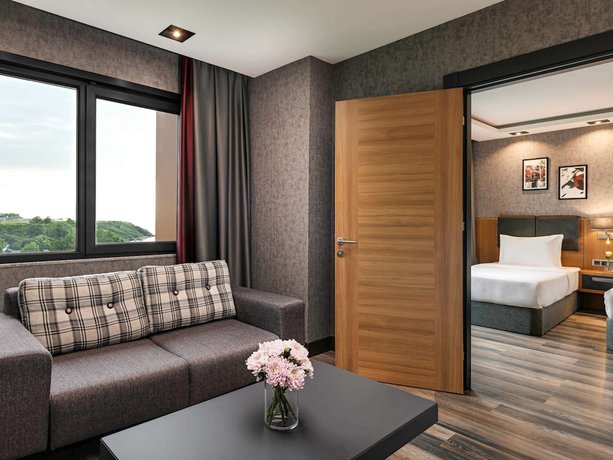 Imagen de la habitación del Hotel M&ouml;venpick Trabzon. Foto 18